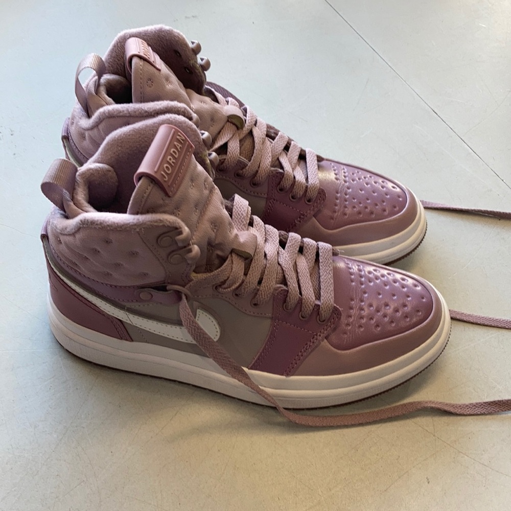 Nike Jordan Air Women’s Size 7